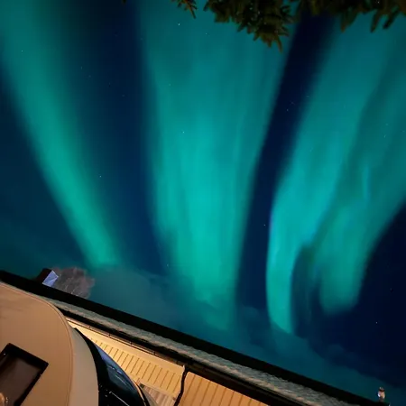 Idyllisk Soveplass I Campingvogn Pa Kvaloya Kamp alanı Tromsø