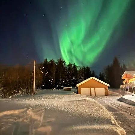 Idyllisk Soveplass I Campingvogn Pa Kvaloya Kamp alanı Tromsø