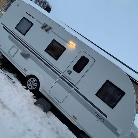Idyllisk Soveplass I Campingvogn Pa Kvaloya * Tromsø