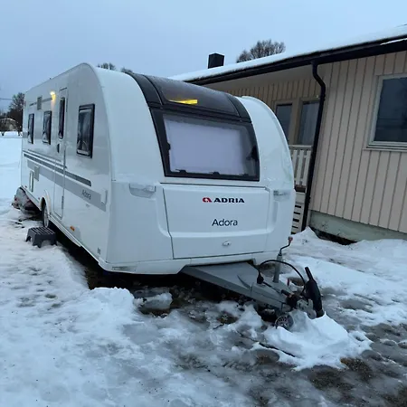 Idyllisk Soveplass I Campingvogn Pa Kvaloya * Tromsø